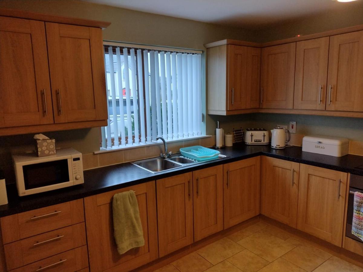 Mournes Snug Villa Нюкасъл Екстериор снимка